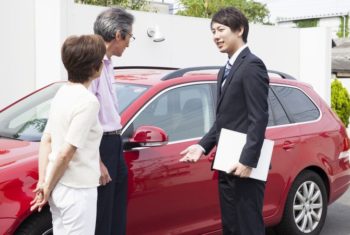 車の出張査定ってどんな流れ？申込から買取までの流れを紹介！