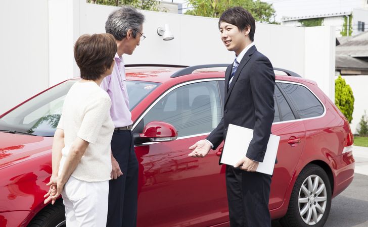 車の出張査定とは