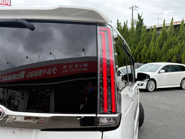ノア 2.0 Si WxBII ホワイトパールクリスタルシャイン の中古車詳細