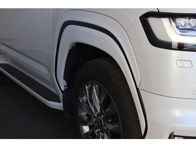 ランドクルーザー300 3.5 ZX 4WD プレシャスホワイトパール の中古